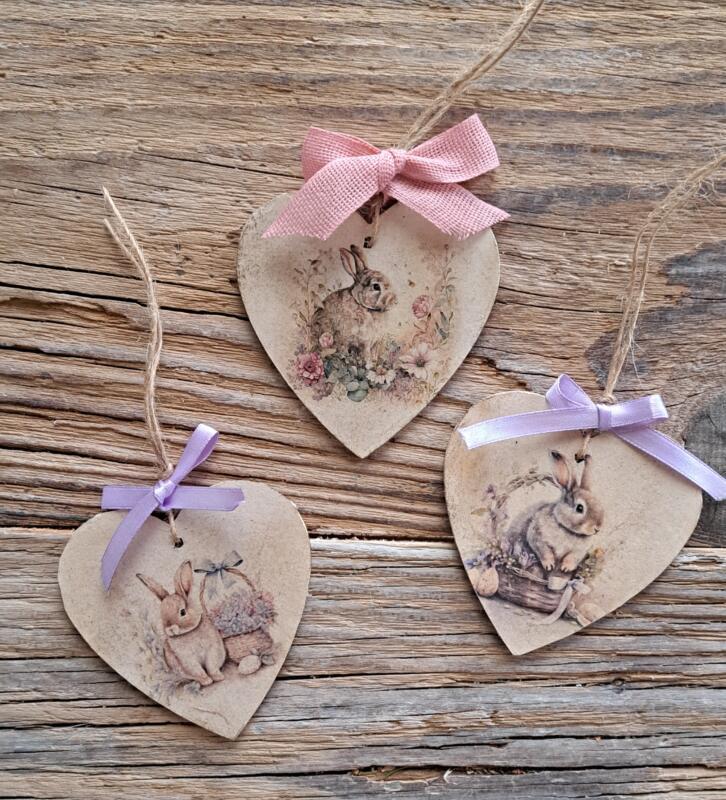 CUORE IN LEGNO CON CONIGLIETTO