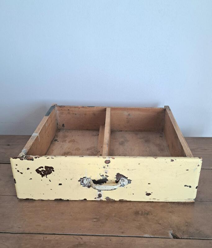 VECCHIO CASSETTO