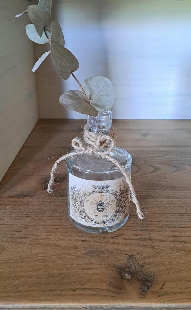 Magnolia - Country & Brocante - BOTTIGLIA IN VETRO DECORATA A MANO 1 BOTTIGLIA IN VETRO DECORATA A MANO