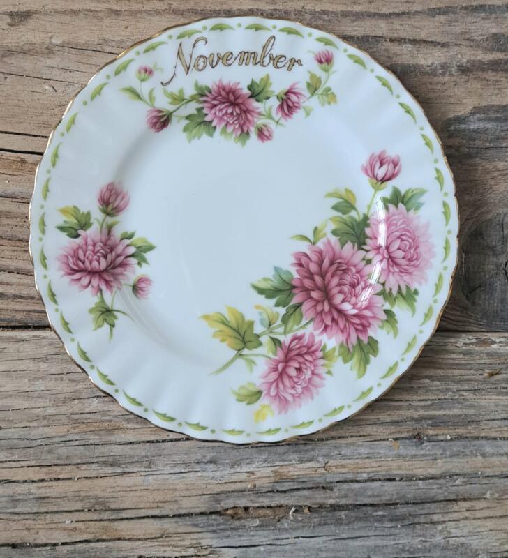PIATTO DESSERT ROYAL ALBERT NOVEMBRE