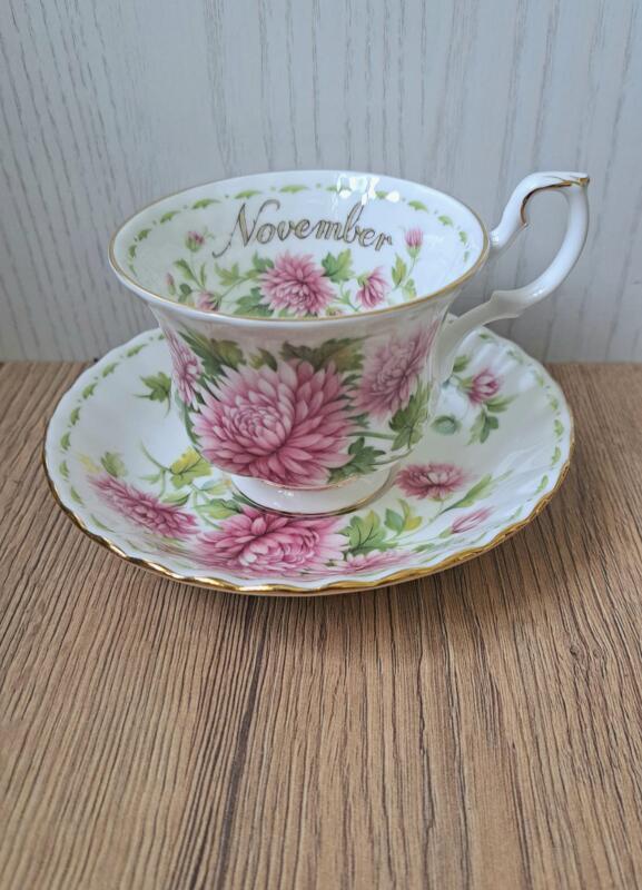 TAZZA ROYAL ALBERT DA CAFFE' NOVEMBRE