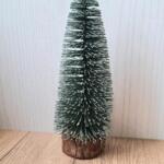 ALBERO INNEVATO CON BASE IN LEGNO