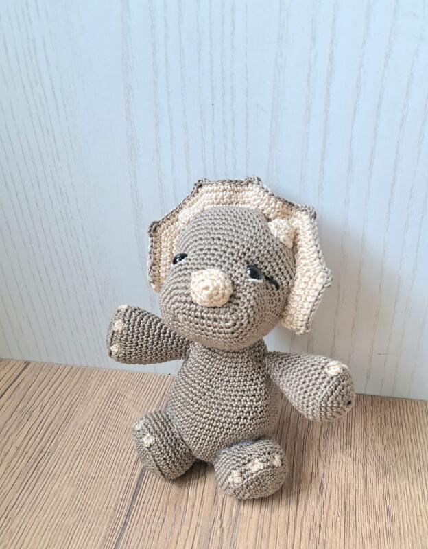 DINOSAURO CROCHET