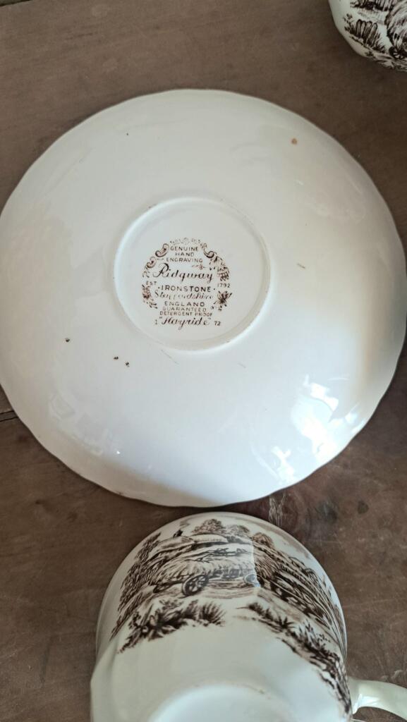 Magnolia - Country & Brocante - SET TAZZE INGLESI RIDGWAY 3 SET TAZZE INGLESI RIDGWAY - immagine 3