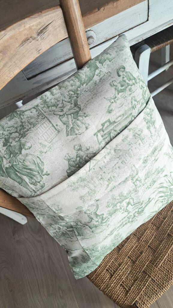 Magnolia - Country & Brocante - CUSCINO TOILE DE JOUY VERDE 2 CUSCINO TOILE DE JOUY VERDE - immagine 2