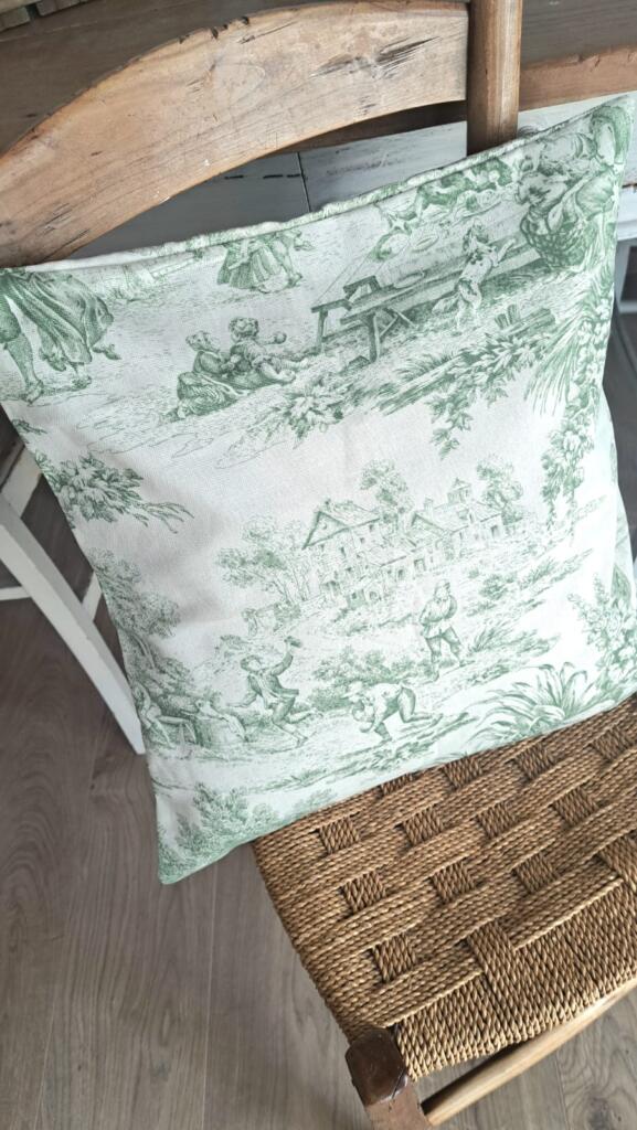 Magnolia - Country & Brocante - CUSCINO TOILE DE JOUY VERDE 1 CUSCINO TOILE DE JOUY VERDE